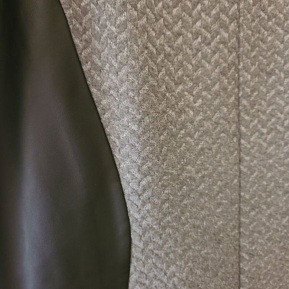 Slim Fitting Dress - Picture 4 of 4